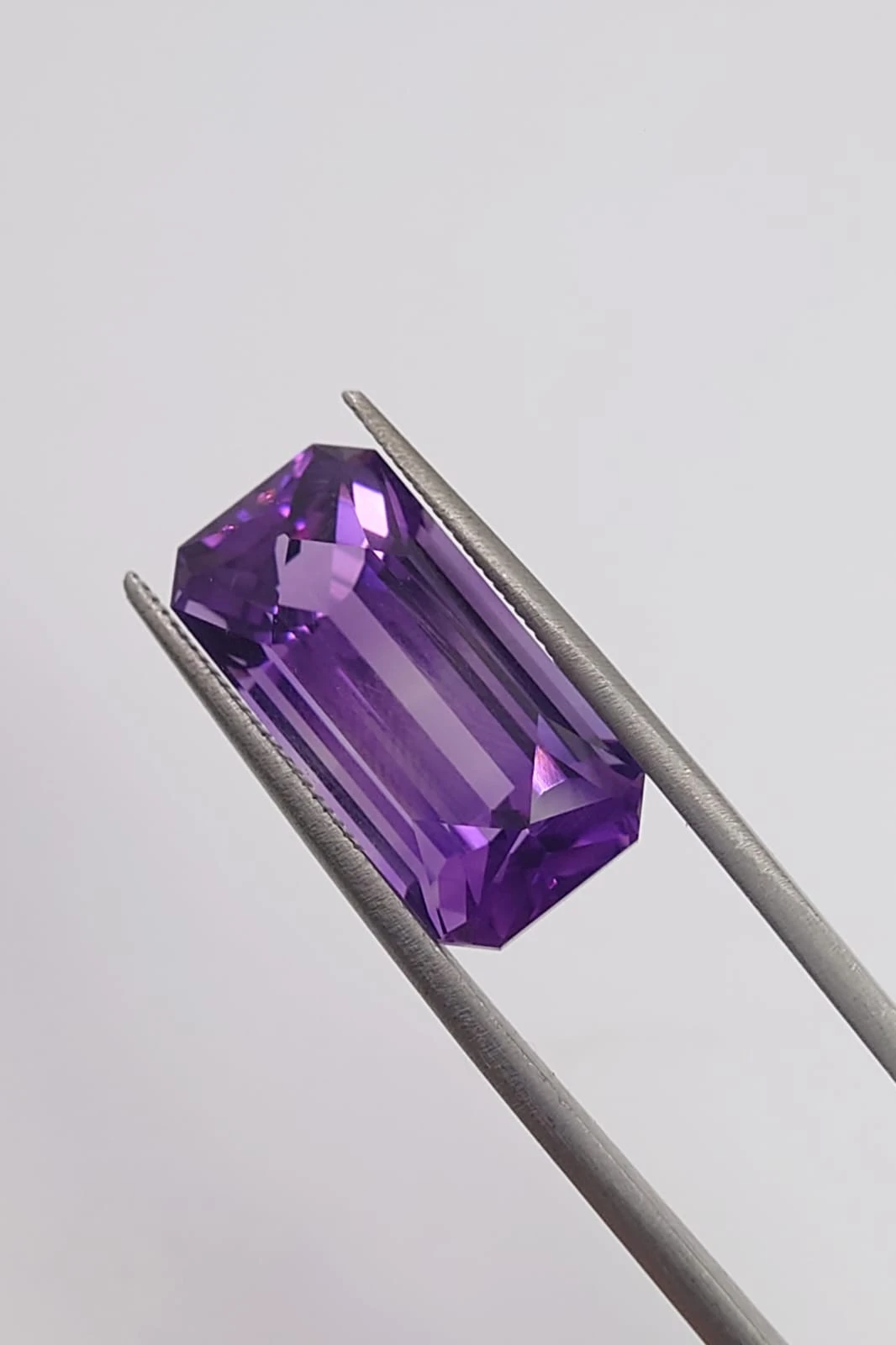 11.8ct Natural Amethyst loose Gemstone From Nigeria — view 4